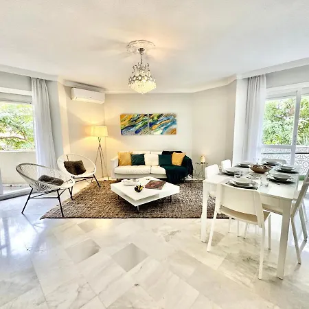 City Center Marbella Apartment - Eaw Homes Buitenkant foto